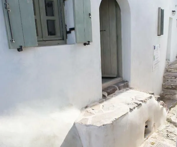 Tatil Evi Pyrgos Stone House *